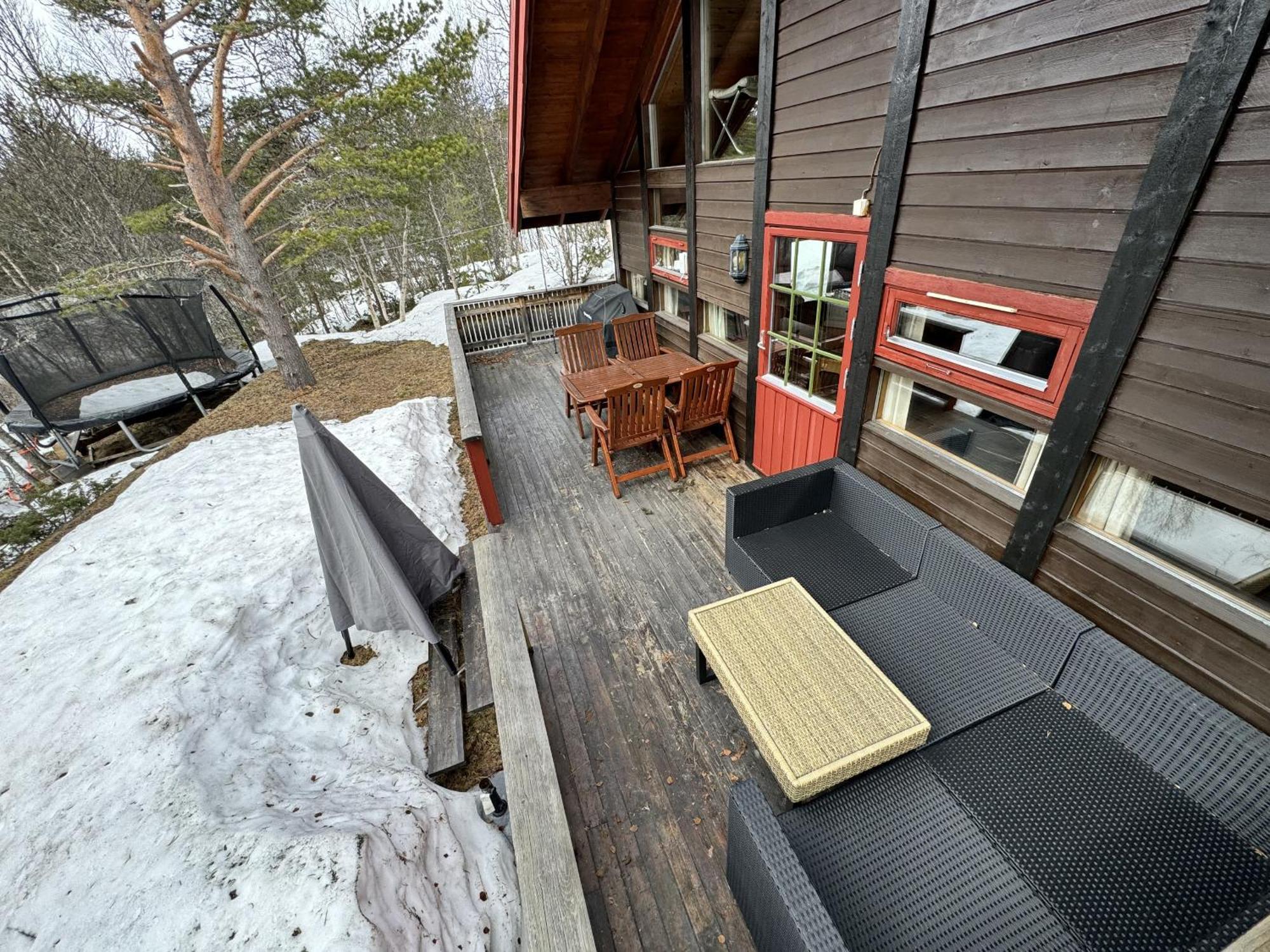 Koselig Hytte Med Usjenert Og Solrik Beliggenhet Geilo Exteriör bild
